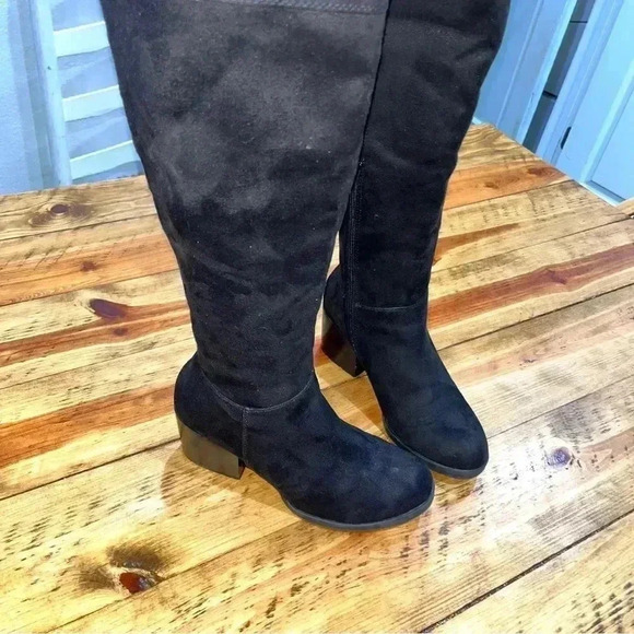 Brash over the knee suede look heeled 1/2 zip side black boots - Picture 7 of 14